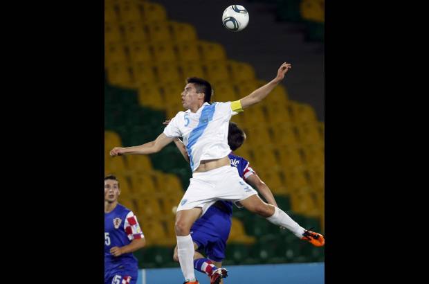 Colprensa - Cuando se pit&#243; el final, los jugadores de Guatemala festejaron como si hubiesen conquistado un campeonato.