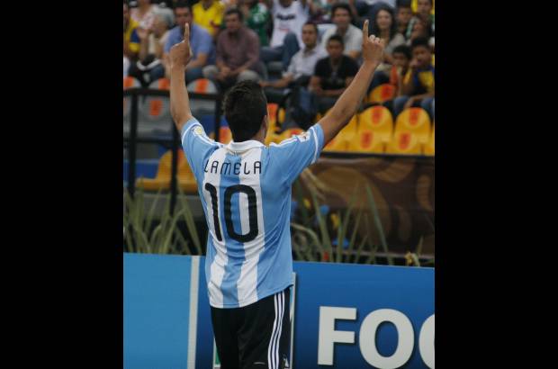 Esteban Vanegas - Argentina sigue en la fiesta mundialista.