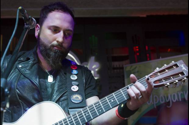 Fotos Edwin Bustamante Restrepo - Monte Pittman, el guitarrista de Madonna, se present&#243; en la noche del martes 27 de noviembre en Hard Rock Medell&#237;n. As&#237; estuvo la velada en im&#225;genes.