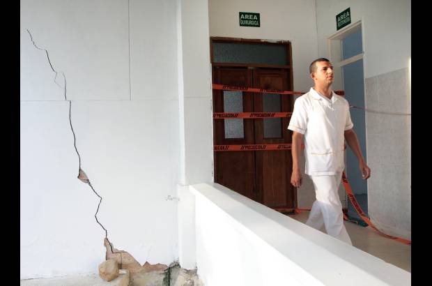 FOTOS HERN&#193;N VANEGAS - Demoler y reconstruir el hospital valdr&#237;a unos $10.000 millones.