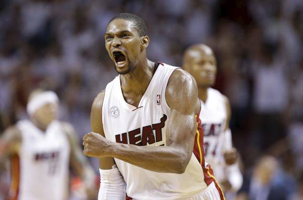 Reuters - Chris Bosh es el tercer integrante de la gran dinastía de los Heat para buscar la segunda corona consecutiva en la NBA.