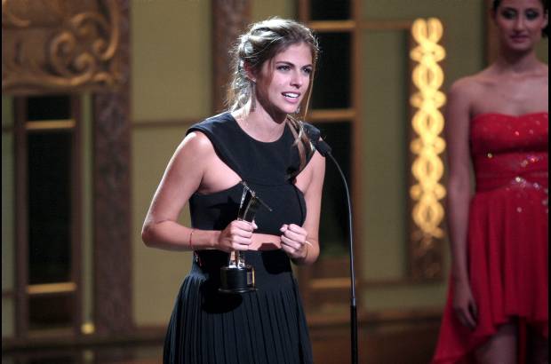 Colprensa-Christian Castillo - Stephanie Cayo, protagonista de El Secretario, ganadora en la categor&#237;a Protagonista femenina de telenovela.