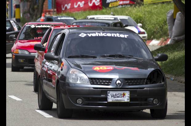 - Como se usan para ir al trabajo o la casa, estos carros se le midieron a la Copa Ciudad de Medell&#237;n.