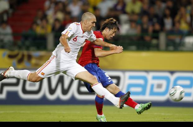 Reuters - Espa&#241;a se enfrentar&#225; en cuartos de final contra Brasil, el domingo 14 de agosto a las seis de la tarde en el estadio Hern&#225;n Ram&#237;rez Villegas de Pereira.