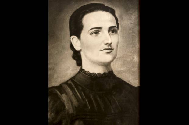 - Mar&#237;a Dolores Upegui, madre de la Madre Laura. Se vio obligada a emplearse como maestra de religi&#243;n, tras la muerte de su padre.