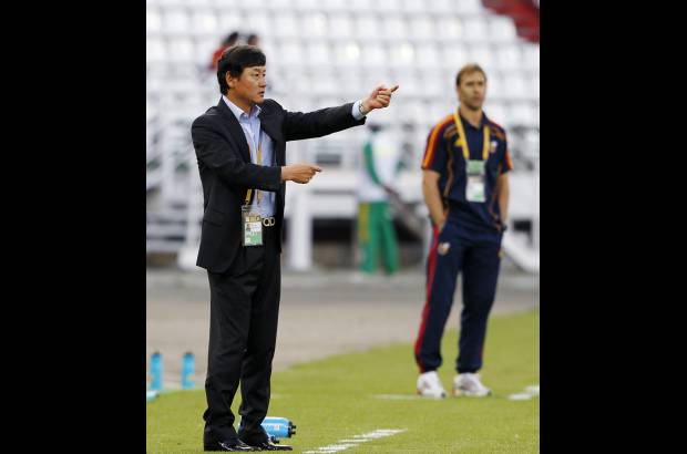 Reuters - &quot;Felicito a Corea del Sur por el magnifico partido que hizo, por el orden, la intensidad en las acciones, al igual que nosotros merec&#237;a haber pasado&quot;, dijo el t&#233;cnico de Espa&#241;a Julen Lopetegui. El t&#233;cnico surcoreano Lee Kwang Jong opin&#243; que la suerte jug&#243; en contra de su equipo en la instancia de los penales.