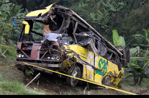 R&#243;binson S&#225;enz - El bus, con 16 ocupantes, hab&#237;a salido de la ciudad de Cali y ten&#237;a como destino Medell&#237;n.