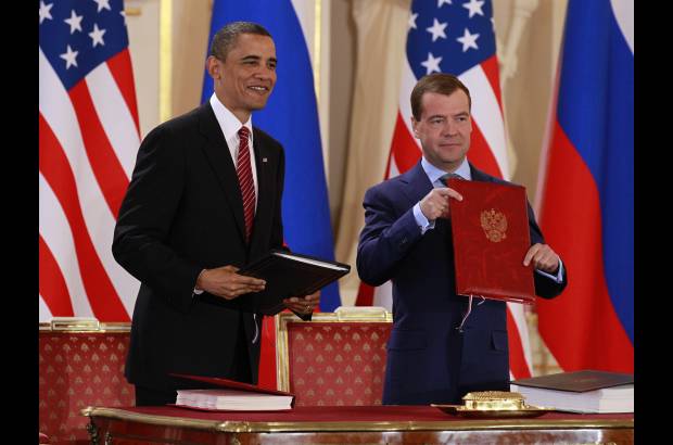 AP - En una breve alocuci&#243;n tras la firma, el presidente estadounidense, Barack Obama, indic&#243; que con este acuerdo E.U. y Rusia ponen fin a la &quot;separaci&#243;n&quot; que padeci&#243; la relaci&#243;n bilateral en los &#250;ltimos a&#241;os.