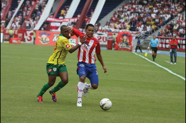 Colprensa - Real Cartagena propinó una goleada al Junior en su propio estadio al derrotarlo 3-0 en la primera fecha de la Liga Postobón II.