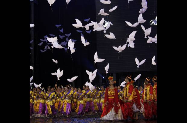 Reuters - Los Juegos Olímpicos de la Juventud se inauguraron oficialmente este sábado en Singapur.