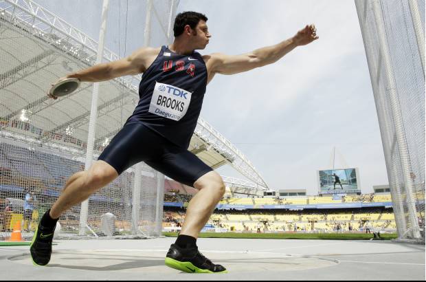 AP - Los mundiales y las olimpiadas son los únicos instantes en los que el atletismo suscita titulares.