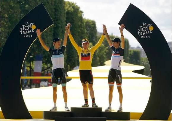 AP - Cadel Evans gan&#243; este domingo 24 de julio el Tour de Francia.