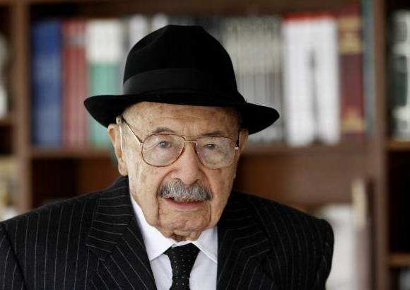 Donaldo Zuluaga - promovió la creación del Palacio de Exposiciones, impulsó con EPM la reestructuración de los barrios de la ciudad y el establecimiento de varios centros de salud.