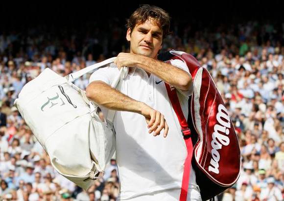AP - Hab&#237;a comenzado el principio del fin para Federer. Tsonga estaba lanzado hacia la remontada. Todos los golpes le entraban y el propio Federer, que no baj&#243; el ritmo, reconoci&#243; que no ve&#237;a la forma de contrarrestar el juego de su rival.