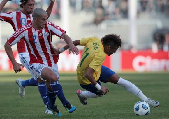 Reuters - &quot;Estamos con mucha bronca. Arrancamos bien, achicamos los espacios y no los dejamos jugar&quot;, expres&#243; el paraguayo N&#233;stor Ortigoza.