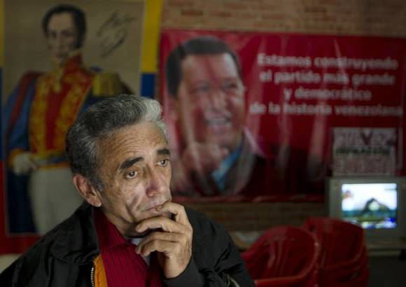 reuters - Los seguidores del presidente de Venezuela, Hugo Chávez, esperan que el Jefe de Estado se recupere del cáncer que padece y por el cual se encuentra en La Habana, Cuba. Caracas está inundada de mensajes de apoyo al líder del país bolivariano.