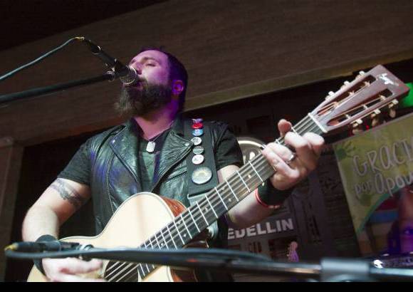 Fotos Edwin Bustamante Restrepo - Monte Pittman, el guitarrista de Madonna, se present&#243; en la noche del martes 27 de noviembre en Hard Rock Medell&#237;n. As&#237; estuvo la velada en im&#225;genes.