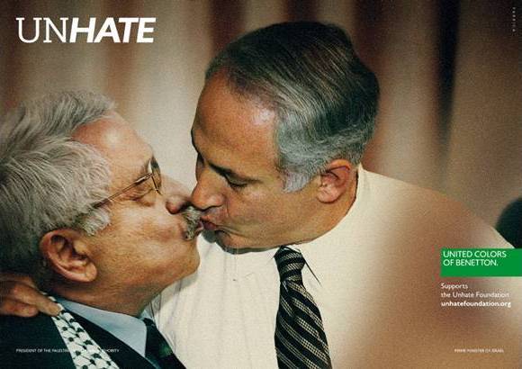 Cortes&#237;a - Presidente de la Autoridad Nacional Palestina, Mahmud Ab&#225;s (izquierda), y el primer Ministro de Israel Benjam&#237;n Netanyahu (derecha).