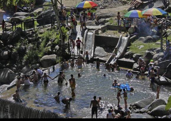 Henry Agudelo - Hace 6 a&#241;os, la inversi&#243;n tur&#237;stica regres&#243; con la construcci&#243;n de hoteles y la promoci&#243;n de su variado clima, la abundancia de agua y la seguridad del pueblo, un hecho ya real.