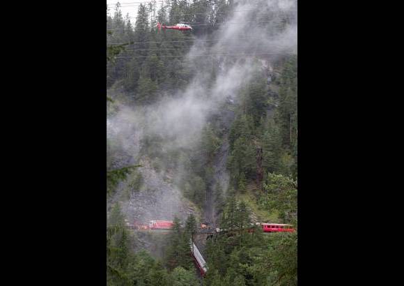 AP - El sistema ferroviario suizo es considerado uno de los m&#225;s seguros y eficientes del mundo, pese al escarpado terreno del pa&#237;s.