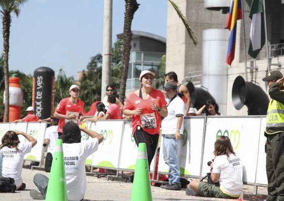 Esteban Jaramillo y Sebastián Salazar - Más de 10 mil competidores se dieron cita en esta histórica cita deportiva que se corría en las modalidades de 5, 10, 21 y 42 kilómetros.