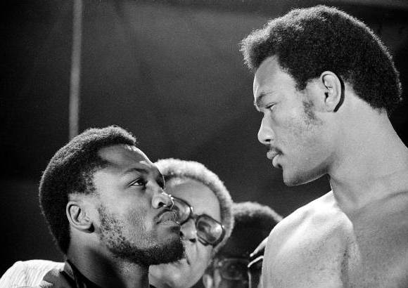 AP - Frazier y George Foreman antes del combate del 22 de enero de 1972.