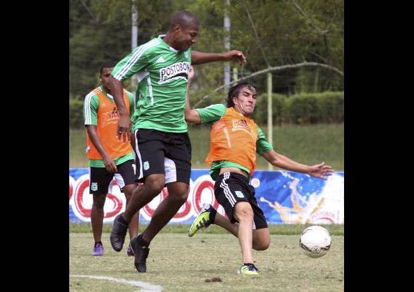 R&#243;binson S&#225;enz - Alexis Henr&#237;quez est&#225; como alternativa en Nacional ante el viaje de Sebasti&#225;n P&#233;rez a la Sub20.