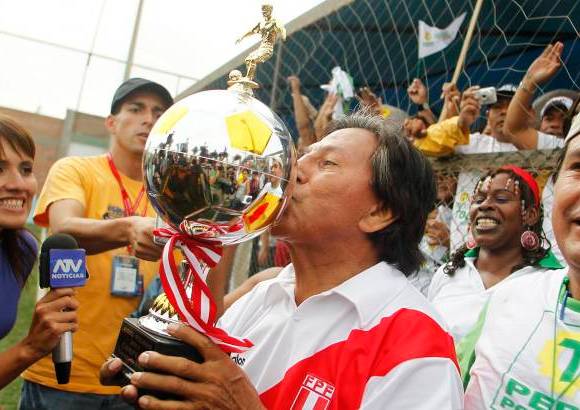 Reuters - El economista fue Presidente del Perú desde el 28 de julio de 2001 hasta el 28 de julio de 2006.