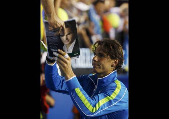 Reuters - Nadal tuvo que esforzarse al m&#225;ximo para avanzar y citarse en una semifinal de lujo en el Abierto de Australia ante Federer. Duelo entre el n&#250;mero dos y el tres de la ATP.