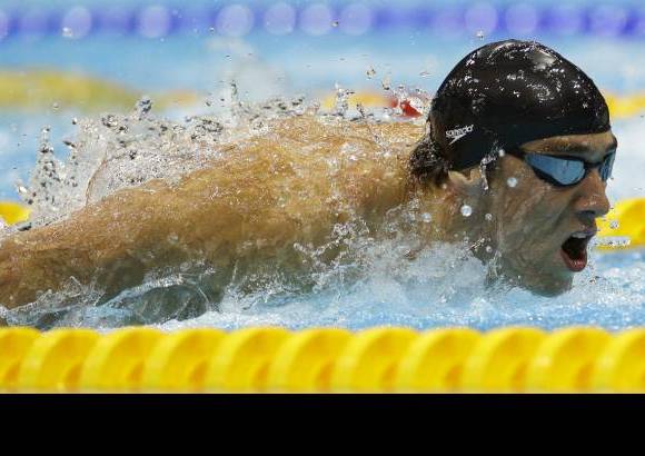 AP - Lochte fue otro de los mejores, aunque se vio superado por Phelps. El de Nueva York se hizo con dos oros, en los 400 estilos y los 4x200 libre; dos platas, en los 200 estilos y los 4x100 libre; y un bronce, en los 200 espalda.