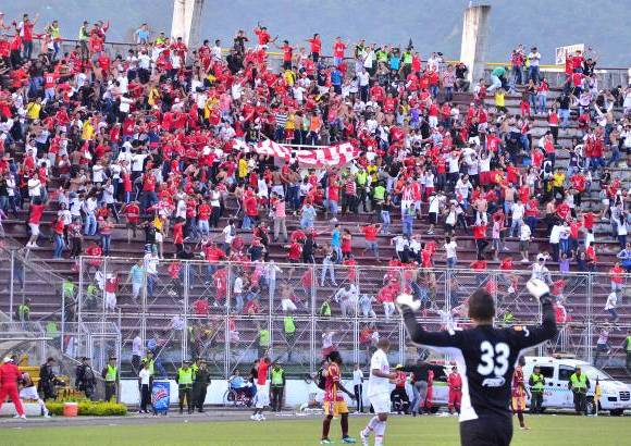 Colprensa - Am&#233;rica super&#243; por 1-4 al Tolima en el Manuel Murillo Toro.
