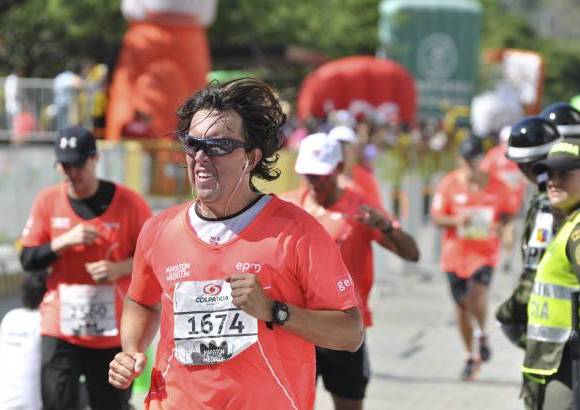 Esteban Jaramillo y Sebasti&#225;n Salazar - M&#225;s de 10 mil competidores se dieron cita en esta hist&#243;rica cita deportiva que se corr&#237;a en las modalidades de 5, 10, 21 y 42 kil&#243;metros.