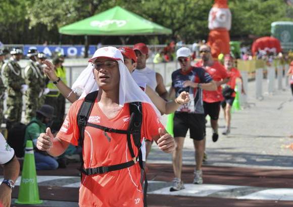 Esteban Jaramillo y Sebasti&#225;n Salazar - M&#225;s de 10 mil competidores se dieron cita en esta hist&#243;rica cita deportiva que se corr&#237;a en las modalidades de 5, 10, 21 y 42 kil&#243;metros.