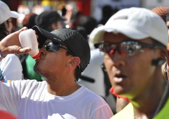 Esteban Jaramillo y Sebasti&#225;n Salazar - M&#225;s de 10 mil competidores se dieron cita en esta hist&#243;rica cita deportiva que se corr&#237;a en las modalidades de 5, 10, 21 y 42 kil&#243;metros.