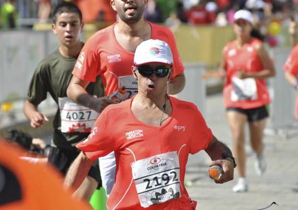 Esteban Jaramillo y Sebasti&#225;n Salazar - M&#225;s de 10 mil competidores se dieron cita en esta hist&#243;rica cita deportiva que se corr&#237;a en las modalidades de 5, 10, 21 y 42 kil&#243;metros.