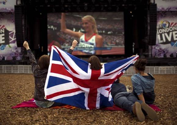 AP - La fiebre de los Juegos Ol&#237;mpicos invadi&#243; a Londres 2012. Dentro y fuera de las escenarios el p&#250;blico disfruta con las justas.