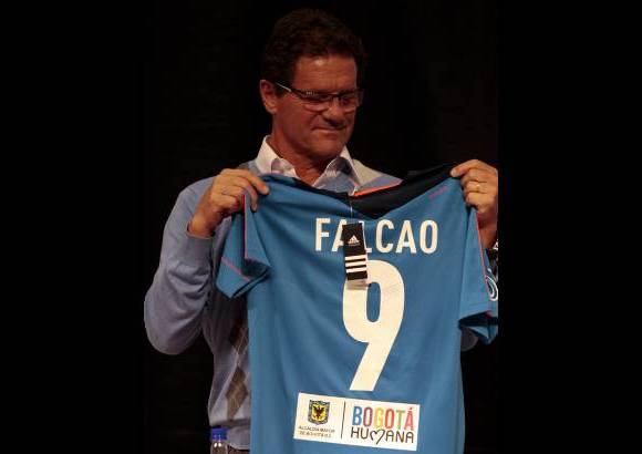 Colprensa - El equipo del Resto del Mundo ser&#225; dirigido por el italiano Fabio Capello, quien aprovech&#243; para hablar de la Eurocopa. &quot;Espa&#241;a o Alemania ser&#225;n los dos equipos que llegar&#225;n a la final, aunque no dejo de mencionar a Italia o Inglaterra, pero no puedo hablar de &#233;sta &#250;ltima porque trabaj&#233; con ellos por cuatro a&#241;os y no es f&#225;cil de olvidar&quot;.