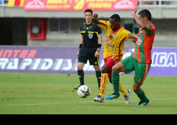 Colprensa - Pereira gole&#243; por 4-0 a Envigado en el Hern&#225;n Ram&#237;rez Villegas.