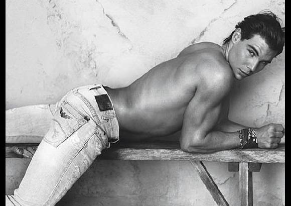 Cortes&#237;a Armani - Nadal, n&#250;mero uno del mundo, estar&#225; acompa&#241;ado en la campa&#241;a de la actriz Megan Fox.
