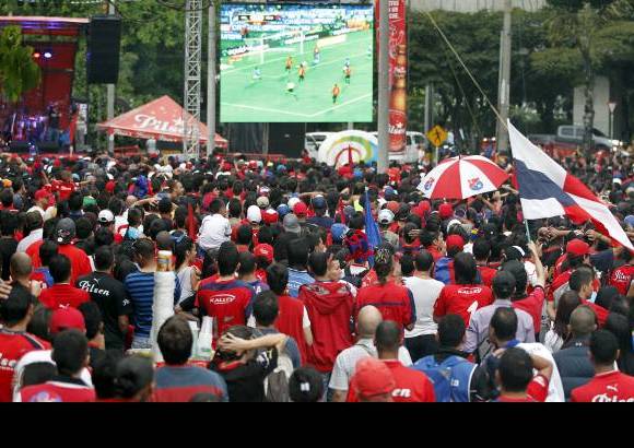 Jaime P&#233;rez - Millonarios alcanz&#243; la estrella 14 al superar en la gran final de la Liga Postob&#243;n II-2012 al Independiente Medell&#237;n. Dram&#225;tica definici&#243;n desde los penaltis despu&#233;s de empatar 0-0 en la ida y 1-1 este domingo.