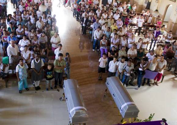Esteban Vanegas - Los menores de once años fueron asesinados por una banda criminal el pasado domingo.