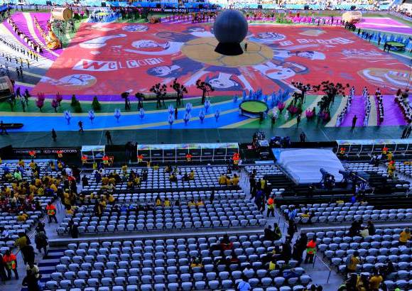 FOTO JUAN ANTONIO S&#193;NCHEZ, Enviado especial Brasil - Al Itaquerao, tambi&#233;n conocido como Arena Corinthians, no lleg&#243; la cantidad de p&#250;blico que se esperaba por lo que las tribunas lucieron vac&#237;as.