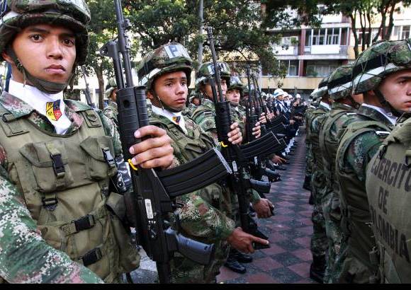 R&#243;bison S&#225;enz - En el acto estuvieron representantes de las Fuerzas Armadas, entre ellas el Ej&#233;rcito Nacional.