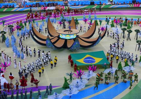 FOTO JUAN ANTONIO S&#193;NCHEZ, Enviado especial Brasil - Un abarrotado estadio Itaquerao aclam&#243; a las estrellas estadounidenses de origen puertorrique&#241;o y cubano, que cantaron la canci&#243;n oficial del Mundial, We Are One.