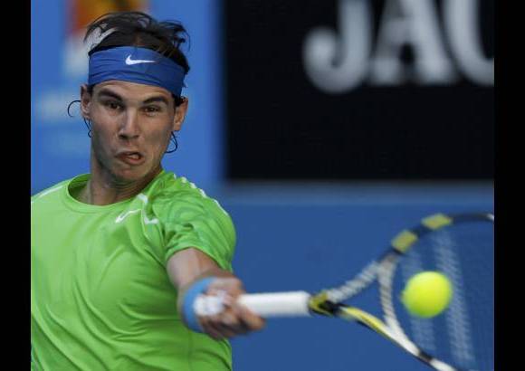 Reuters - Rafael Nadal sorte&#243; su debut en el Abierto de Australia por la v&#237;a r&#225;pida, pero al mismo tiempo desliz&#243; que su presencia estuvo en duda.