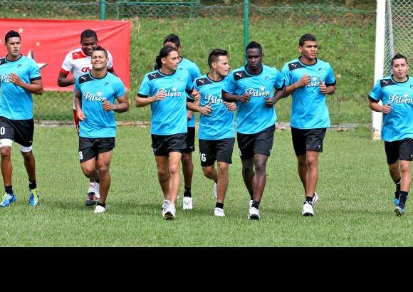 Juan Antonio Sánchez - Otras nuevas caras como Cleider Alzate, Ayron del Valle y Efraín Viáfara hacen parte de los trabajos.