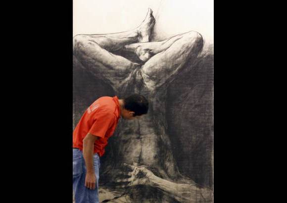 Foto Donaldo Zuluaga - Deseo y tormento se organiza a trav&#233;s de tres momentos del artista.