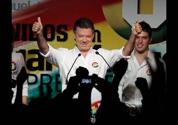 Colprensa - Juan Manuel Santos reiteró su llamado a la unidad nacional para derrotar el terrorismo, la pobreza y el desempleo.