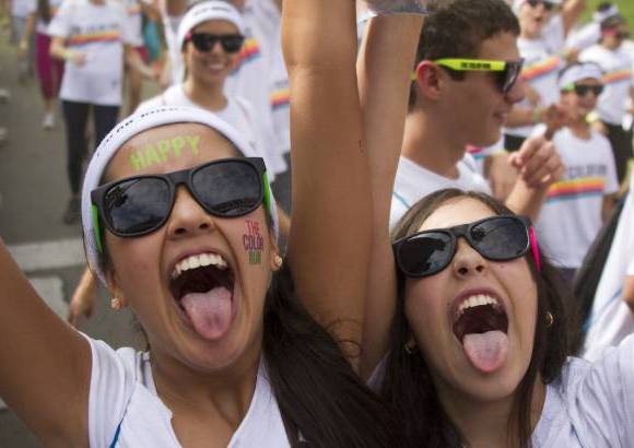 Esteban Vanegas - M&#225;s de 10.000 personas disfrutaron este domingo de los 5 kil&#243;metros m&#225;s divertidos del deporte. The color run pint&#243; de alegr&#237;a las calles de Medell&#237;n.