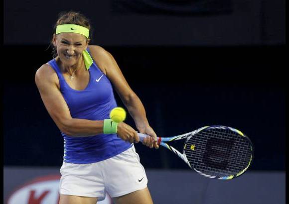 AP - El partido hab&#237;a cambiado por completo de rumbo y era Azarenka la que se sent&#237;a superior en la pista.